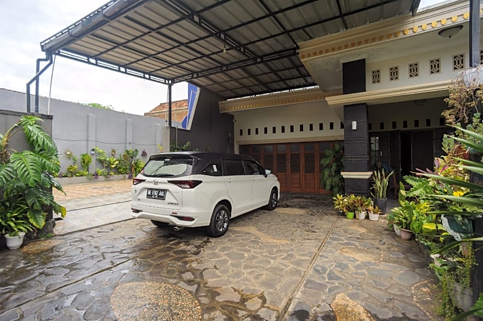 RedDoorz Syariah near RS Advent Bandar Lampung