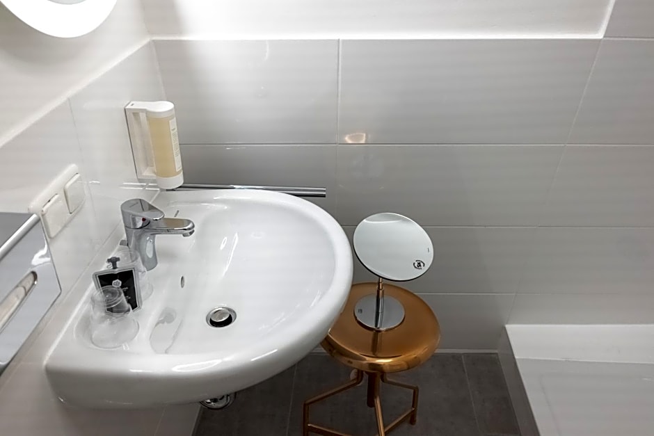 ANA Living Augsburg City Center by Arthotel ANA - Self-Service-Hotel