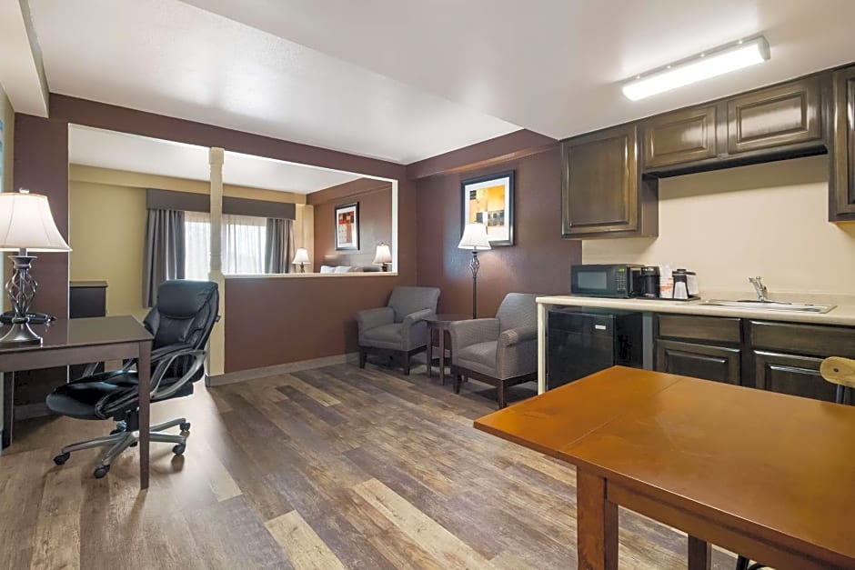 Quality Inn & Suites North Myrtle Beach