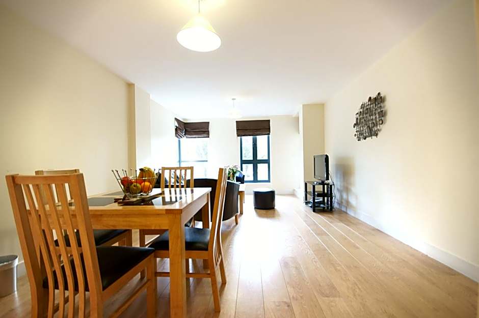 Lodge Drive Serviced Apartments