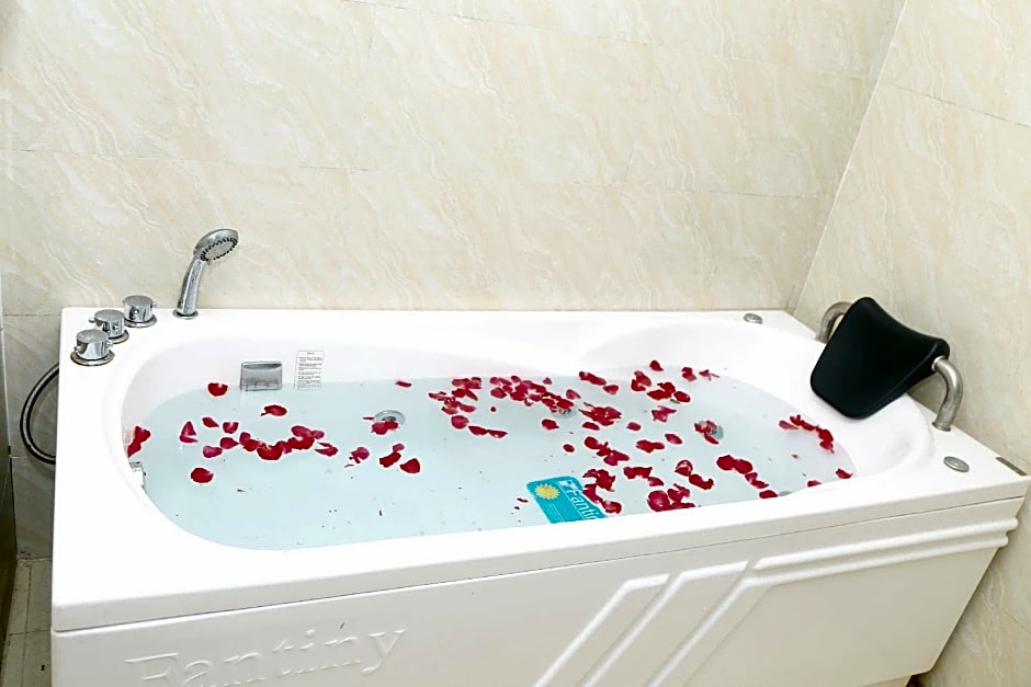 Noi Bai Ville Airport Hotel