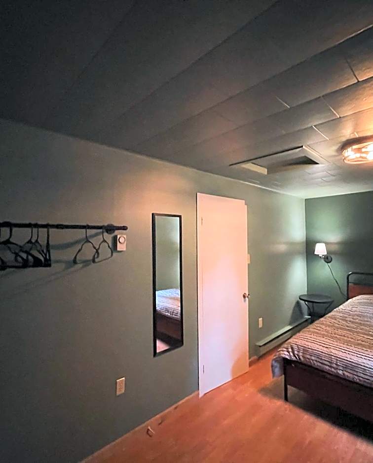 Forest & Lake PEI Cottages