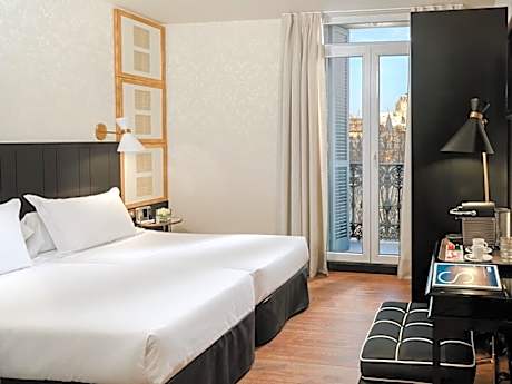 Deluxe Double or Twin - City View