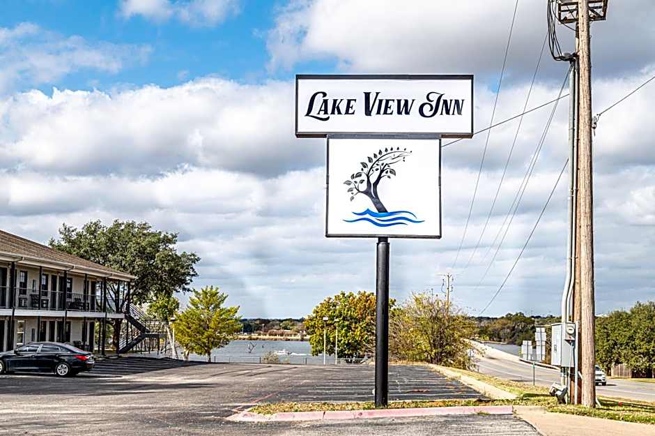 Lake View Inn