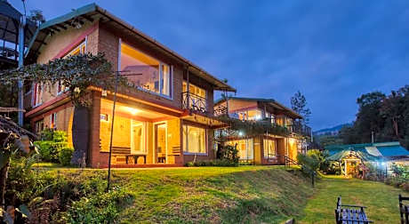 De Rock Jungle Living Resort by Lexstays