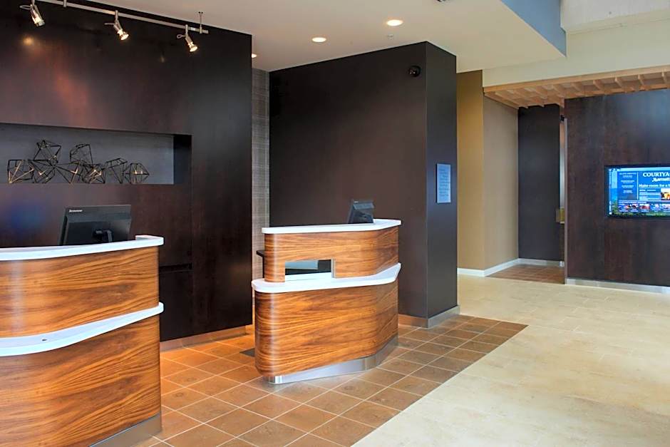 Courtyard by Marriott Seattle Everett Downtown