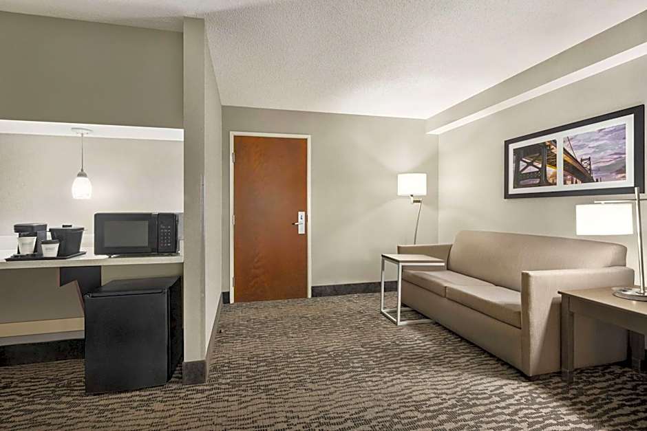 La Quinta Inn & Suites by Wyndham Newark - Elkton