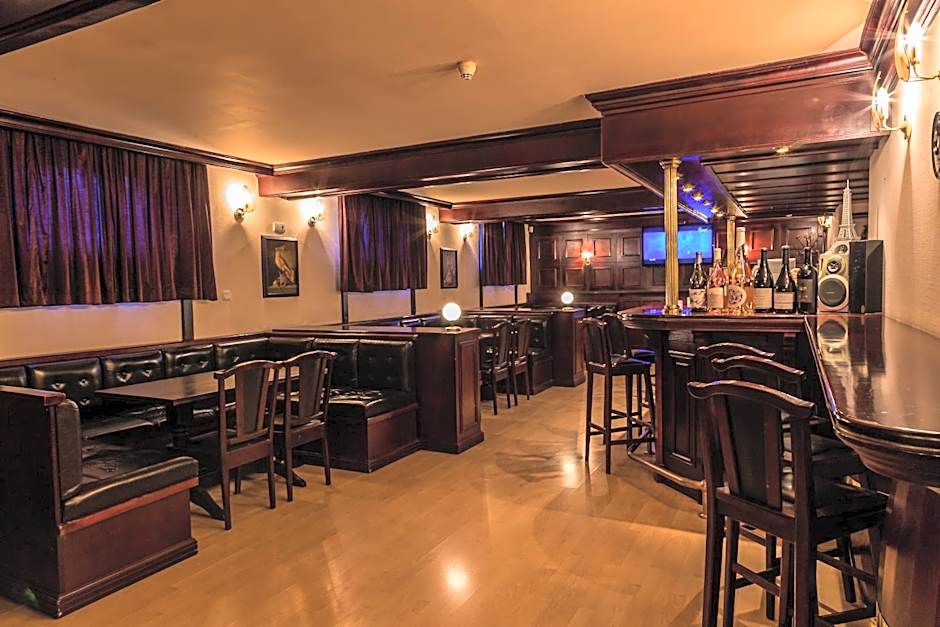 Hotel Sevlievo Plaza