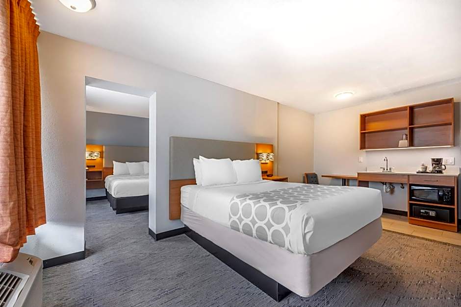 Suburban Studios Branson On The Strip