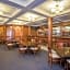 Hill House Inn