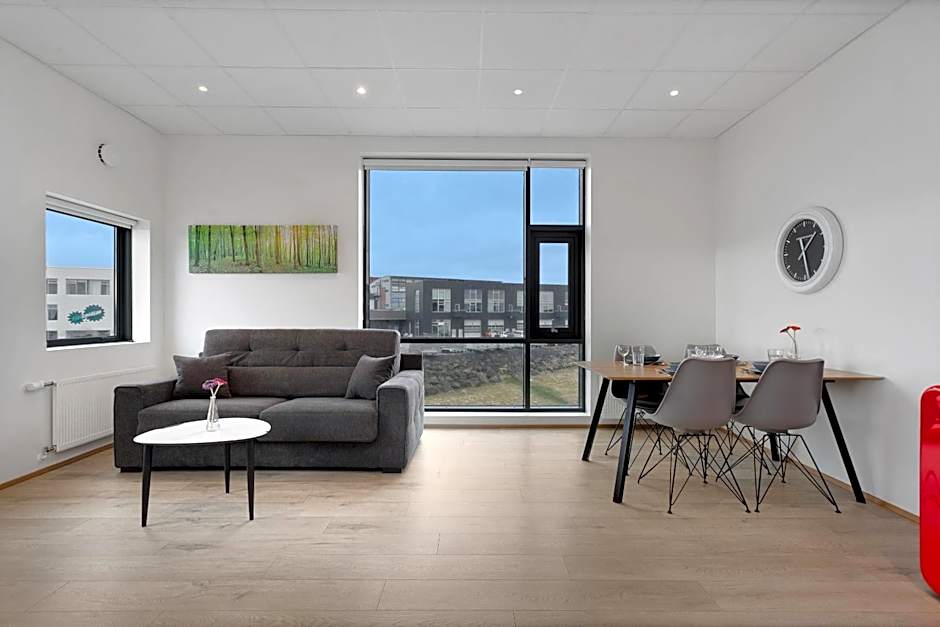 Blue Mountain Apartments by Heimaleiga