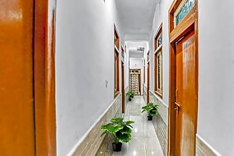 Flagship Platinum Guest House