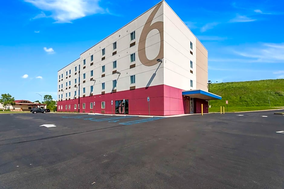 Motel 6 Wilkes Barre Arena