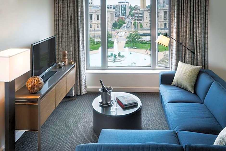 The Logan Philadelphia, Curio Collection by Hilton