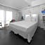 1k Hotel