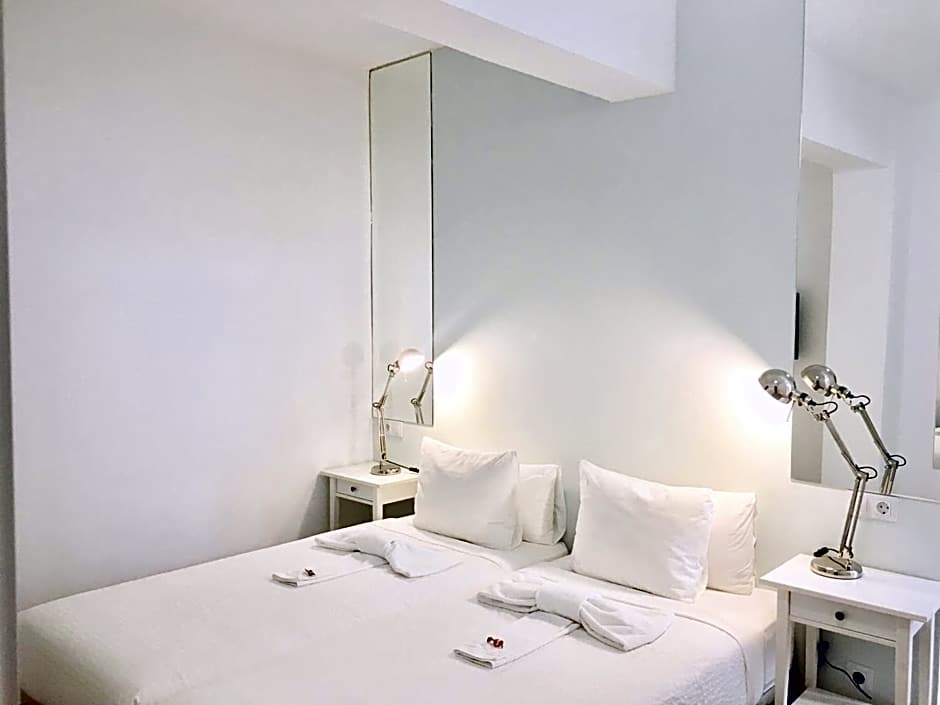 El Hotelito 27