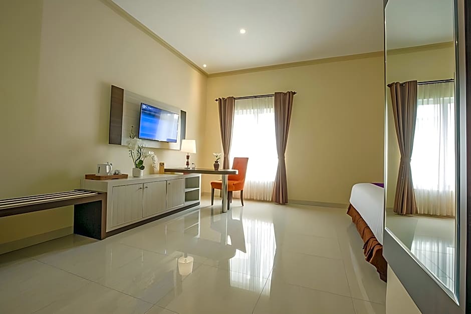 Puri Indah Hotel