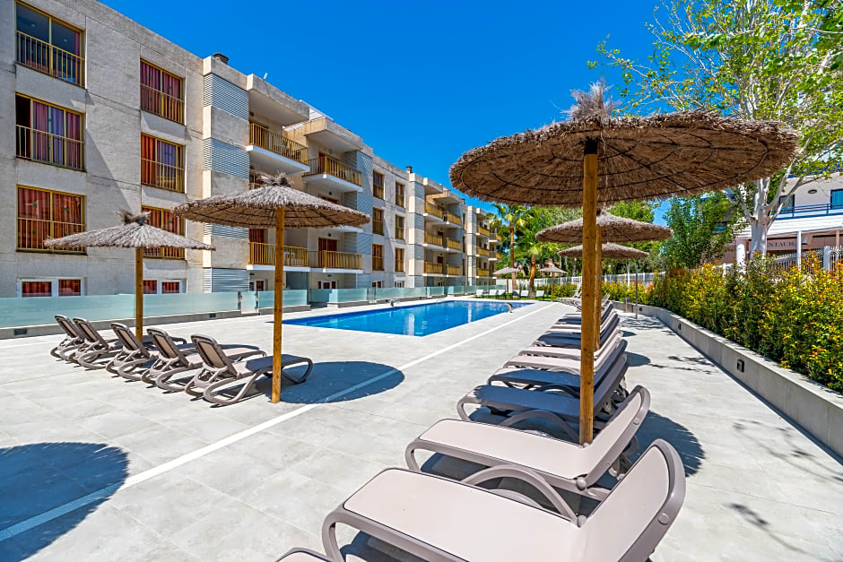 Apartamentos Pins Marina Cambrils