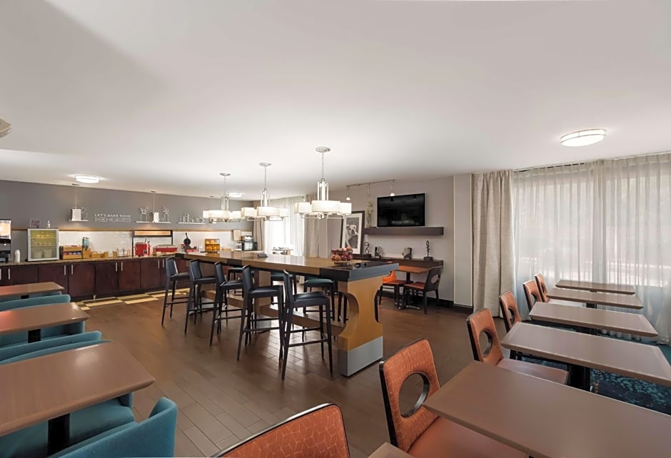 Hampton Inn By Hilton Columbia-I-26 Airport Area