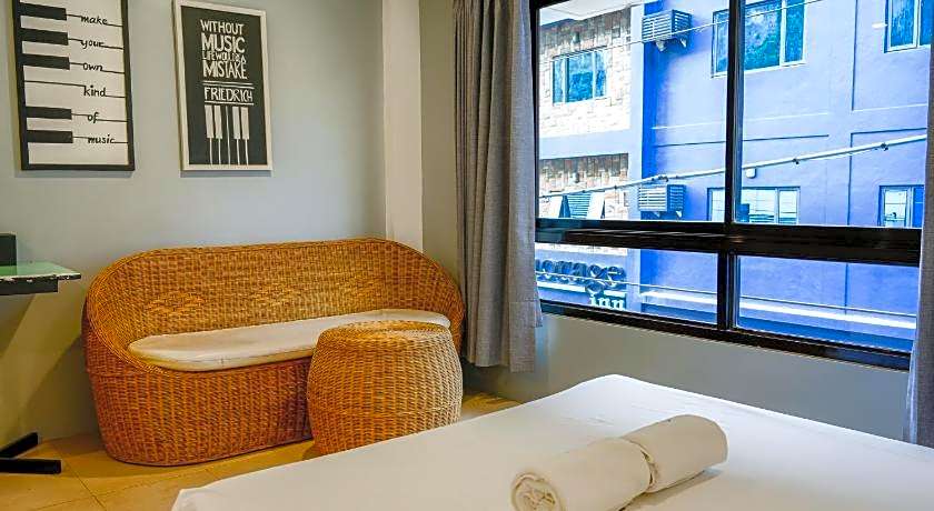 C Hotel Managed by H Hospitality Group 