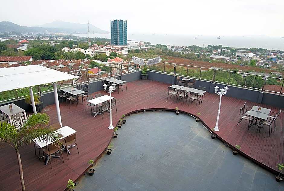 Aston Lampung City Hotel