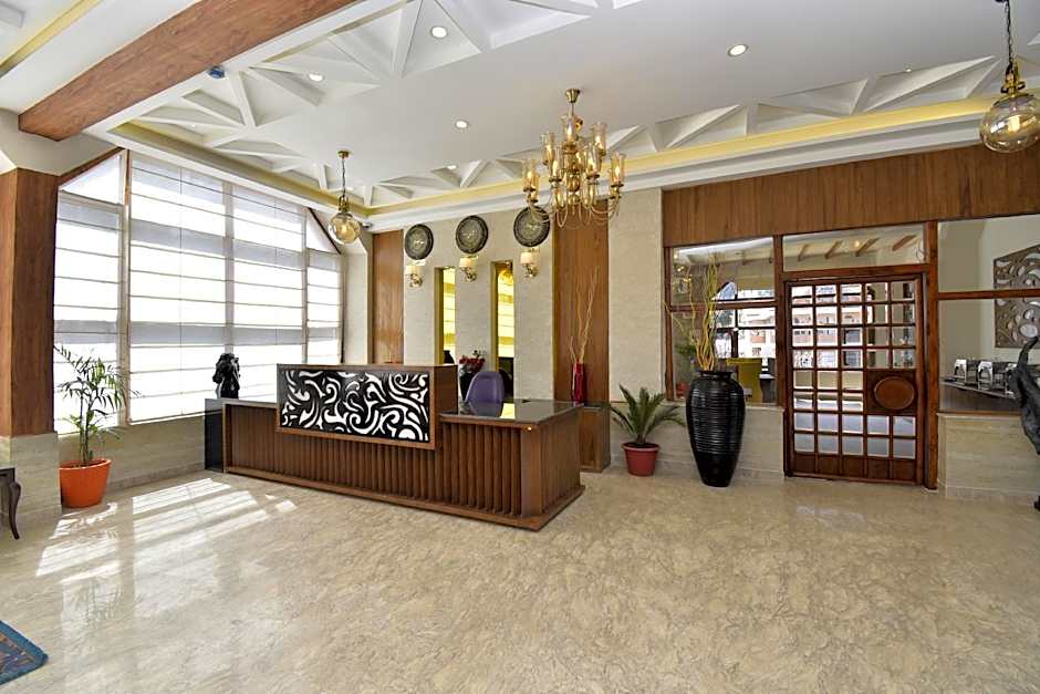 Hotel Snowcrests Manor