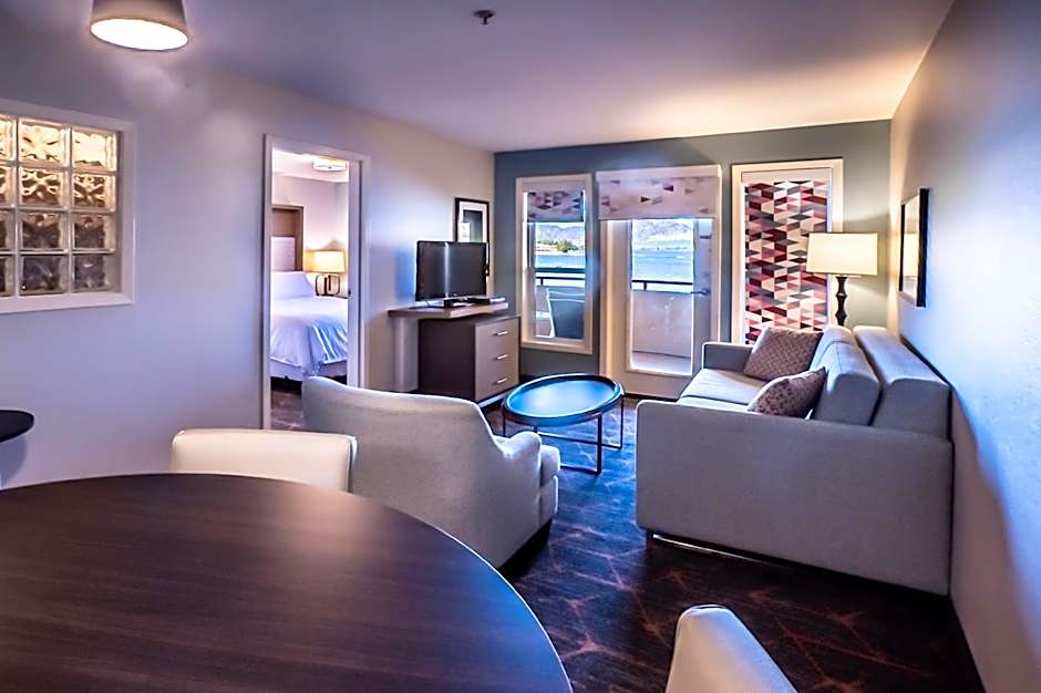 Holiday Inn Hotel & Suites Osoyoos By IHG