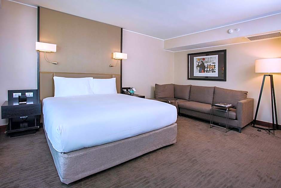 DoubleTree BY HILTON Santiago Vitacura