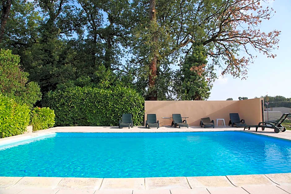 Logis Hotel Restaurant La Borie