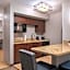 Hampton Inn By Hilton And Suites El Paso-Airport