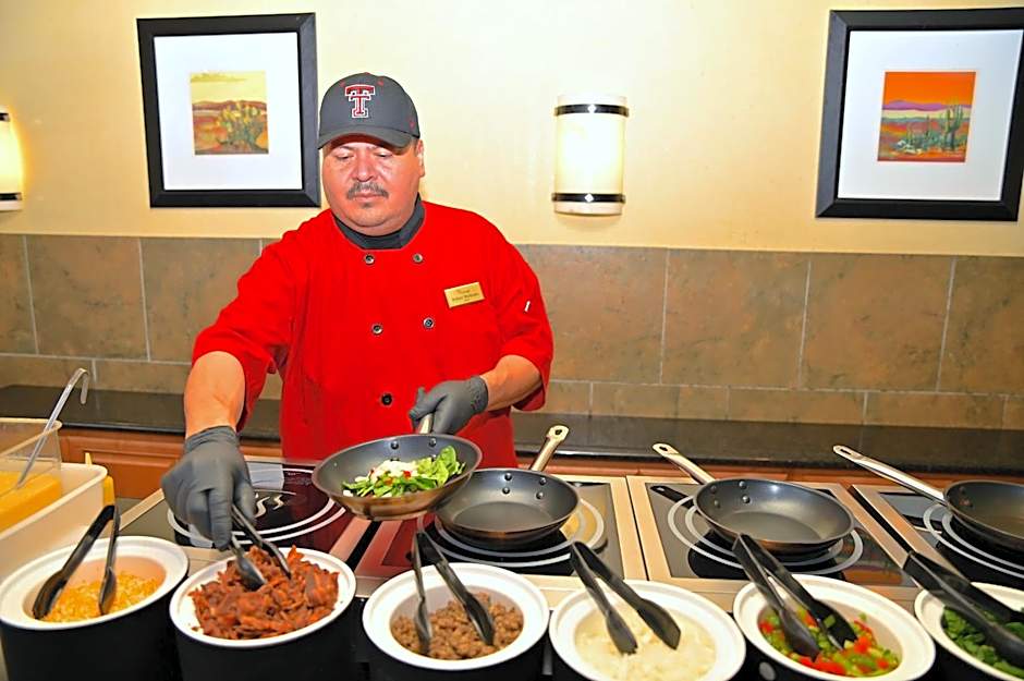 MCM Elegante Hotel & Suites Lubbock