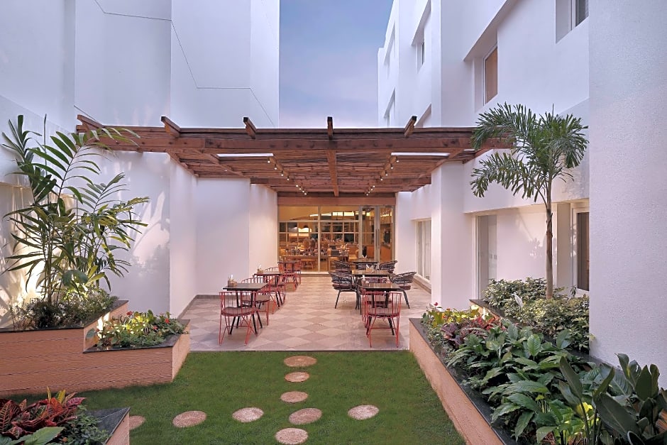 Holiday Inn Express Bengaluru Yeshwantpur By IHG