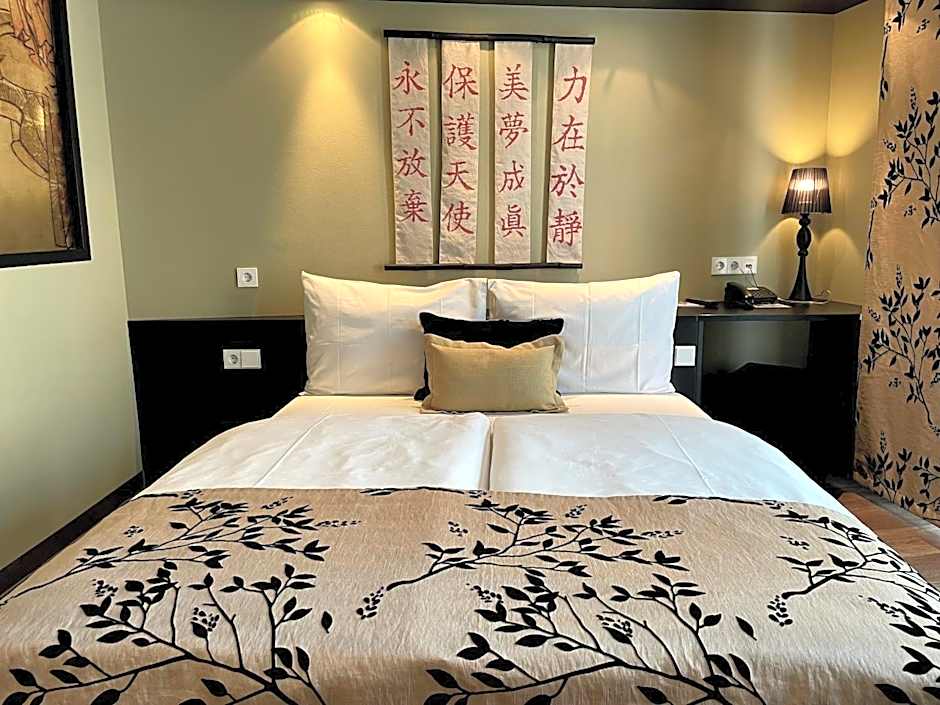 Hotel TraumRaum - "SELF CHECK IN"