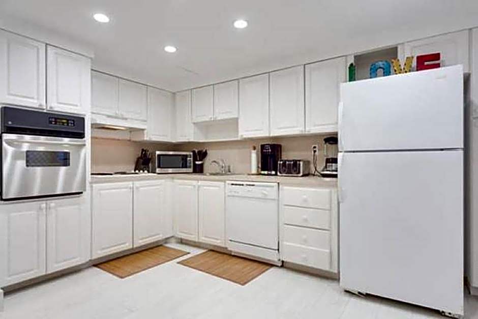 Sunny Isles Ocean Reserve Superb Condo Apartments