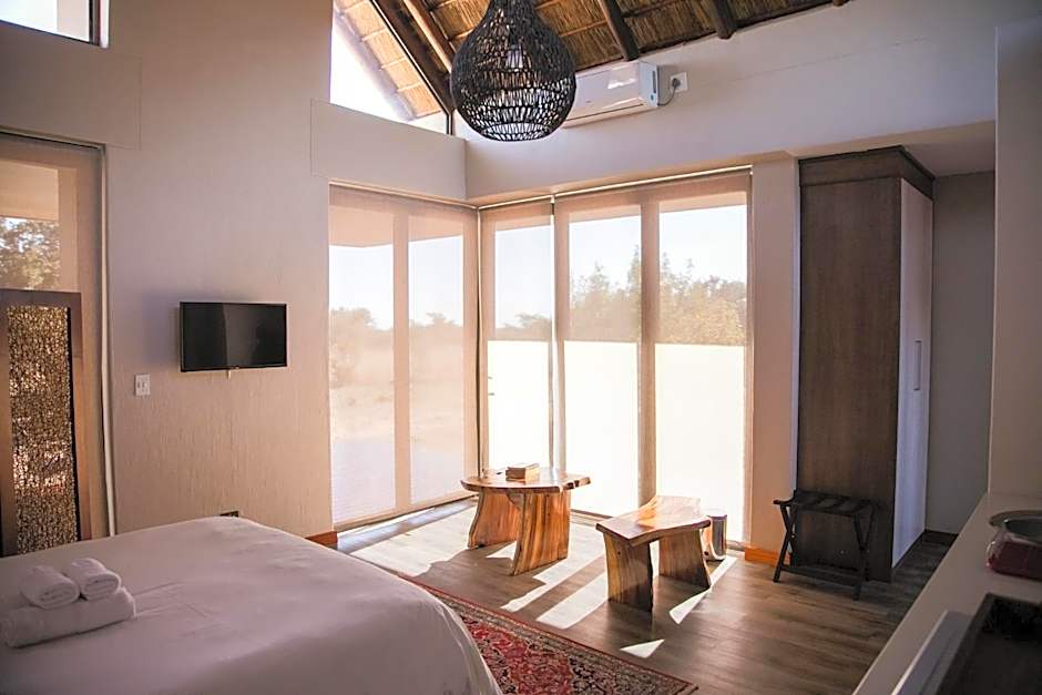 Kuwisa Lodge