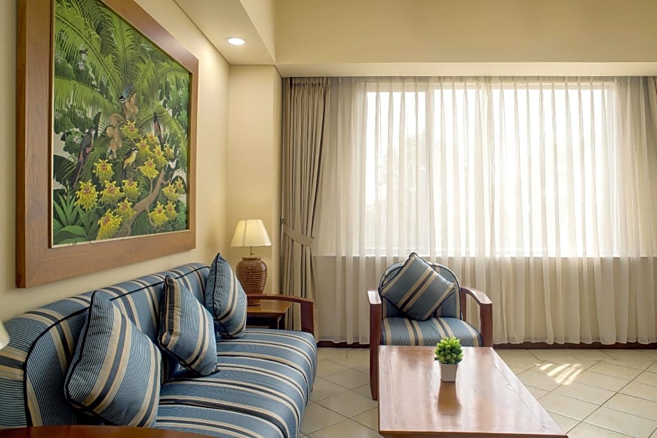 Puri Kiic Golf View Hotel