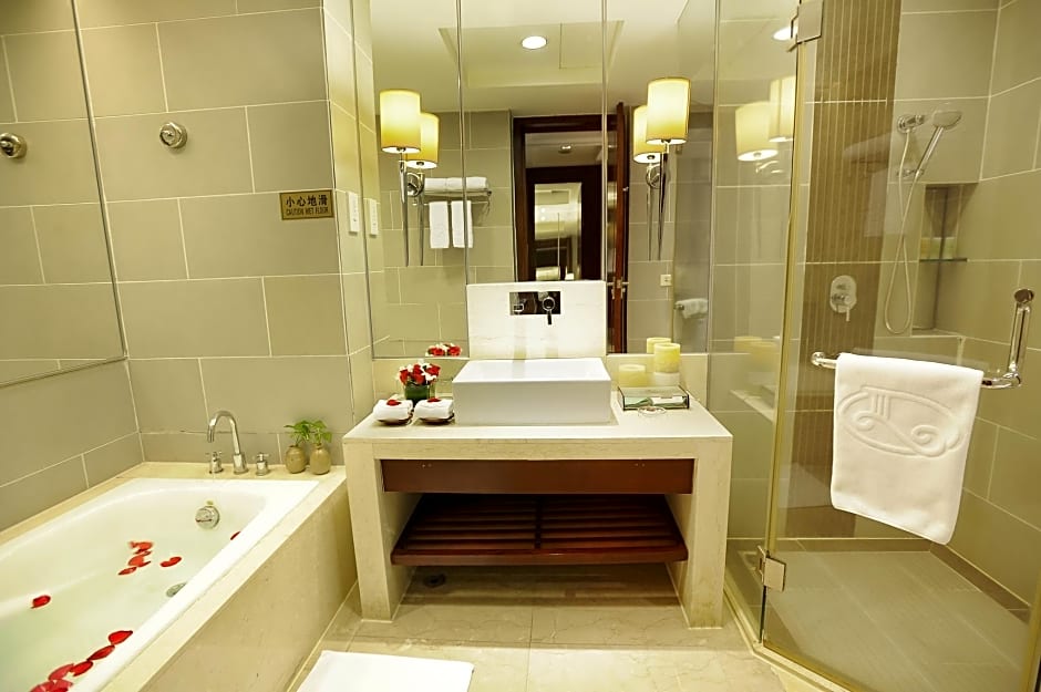 Leisure Hotel