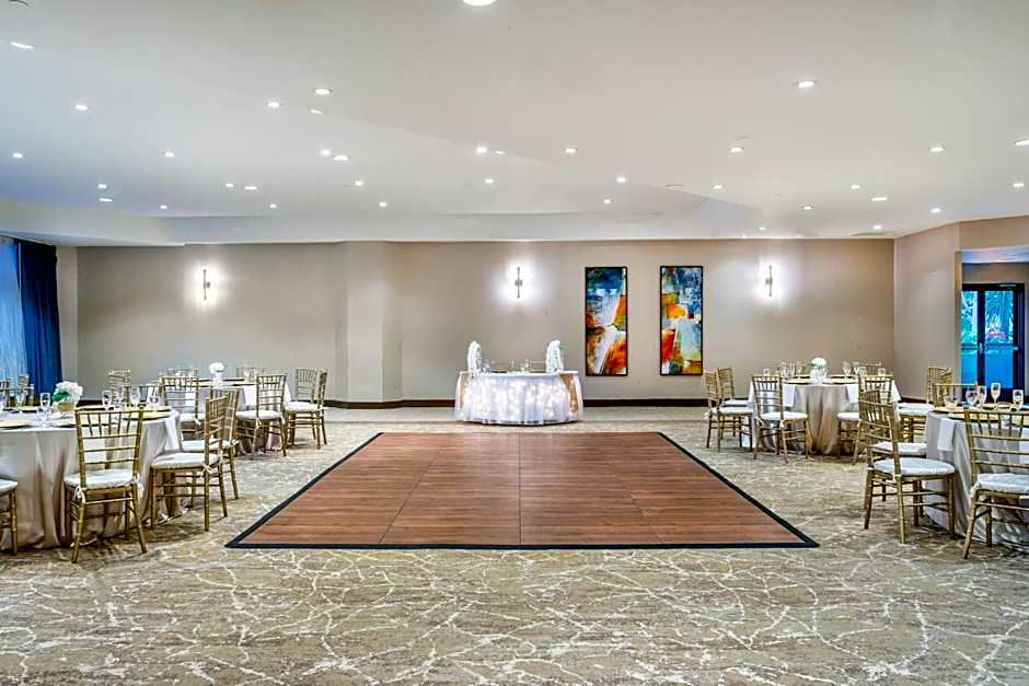 Crowne Plaza Los Angeles Harbor Hotel By IHG