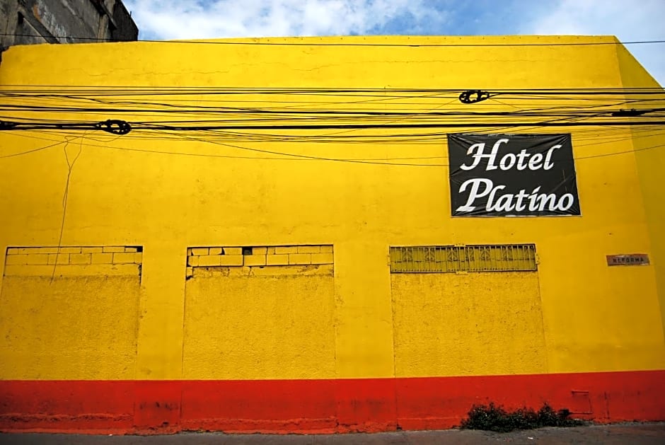 Hotel Platino