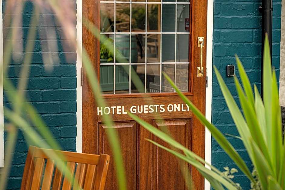 Red Lion Hotel by Greene King Inns