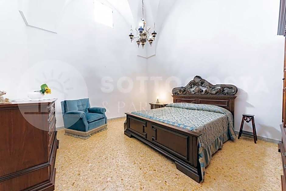 Lucy's Flat - Melendugno