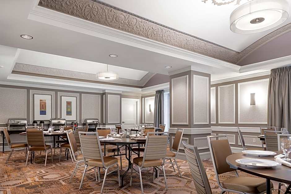 Courtyard by Marriott St. Louis Downtown/Convention Center