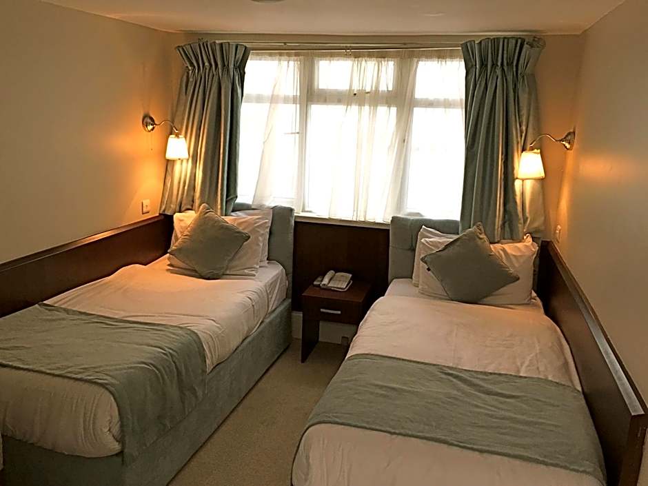 2 Beds — 8 fotoğraftan 1. fotoğraf