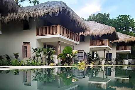 Beautiful Boutique Hotel, Halcyon. Mawella Beach.