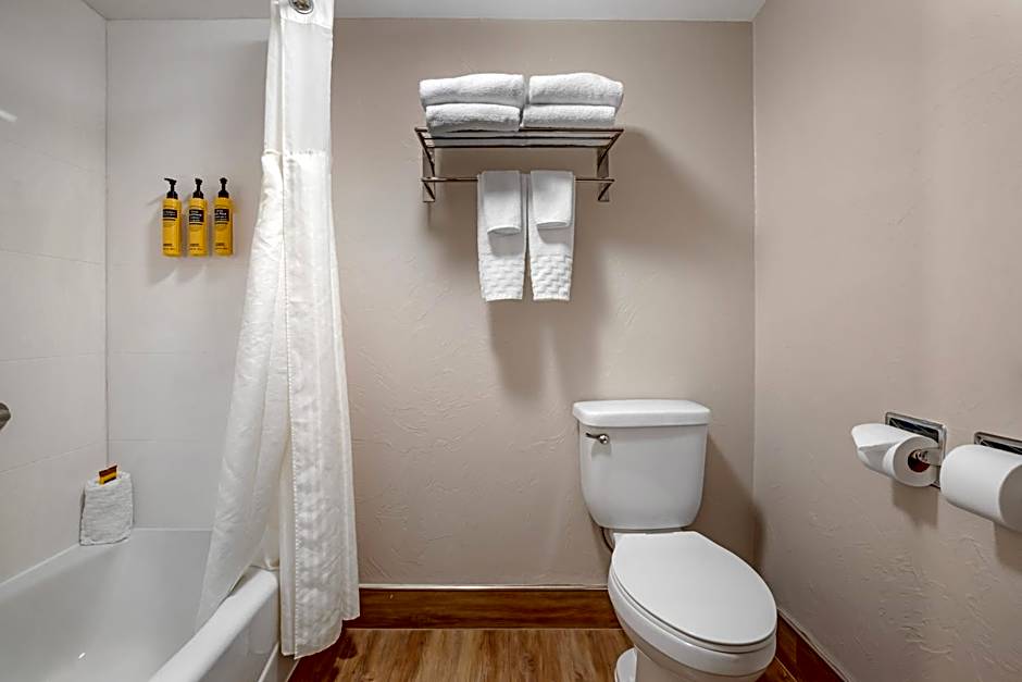 Best Western Plus GranTree Inn
