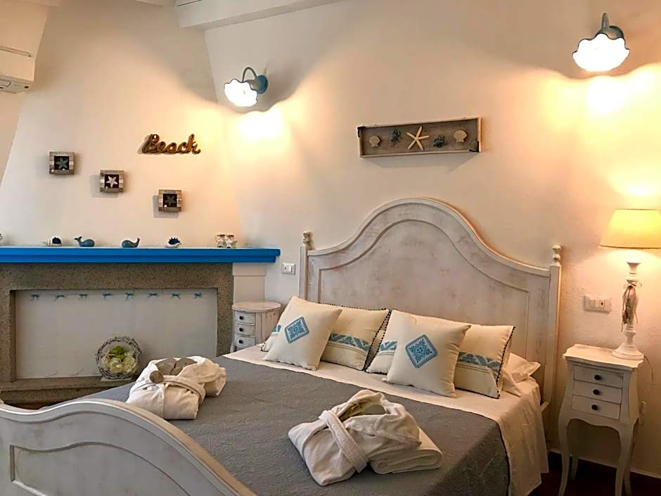 Palmasera Charming Rooms