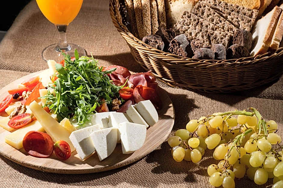 Villa Elite "by Checkin" Adults Only