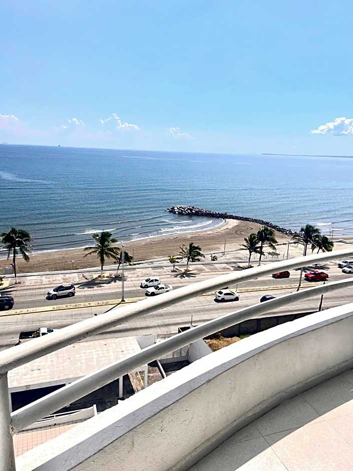 Sexto piso y vista al mar
