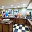Hampton Inn By Hilton Charlotte-University Place