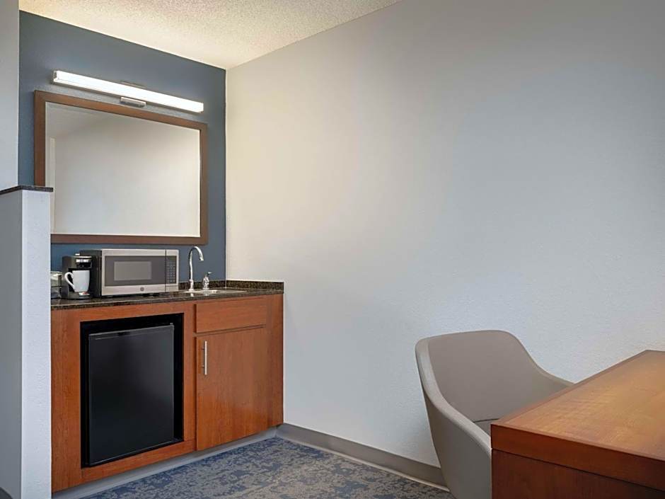 Hyatt Place Tampa Busch Gardens